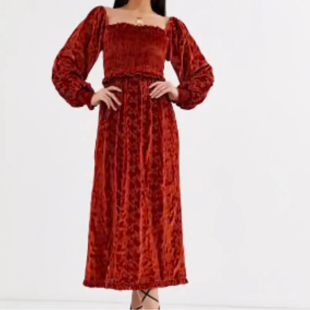 ASOS velvet broderie shirred midi dress burnt red eyelet lace long sleeve US6 - Picture 7 of 13